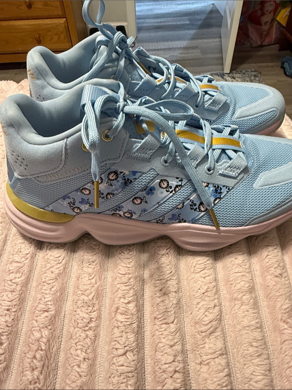 Addidas Disney Cinderella Sneakers